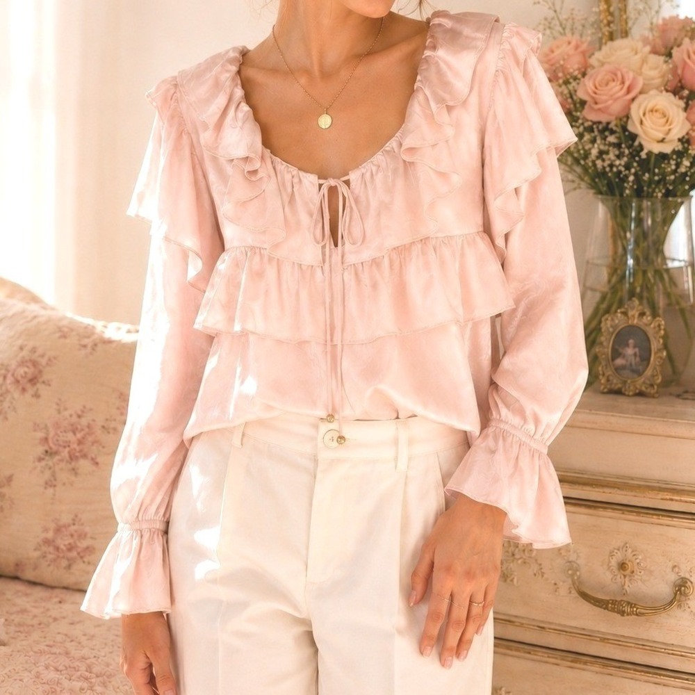 Francesca's NWT‎ Light Pink Satin Ruffle Blouse Women's L Romantic Cottagecore